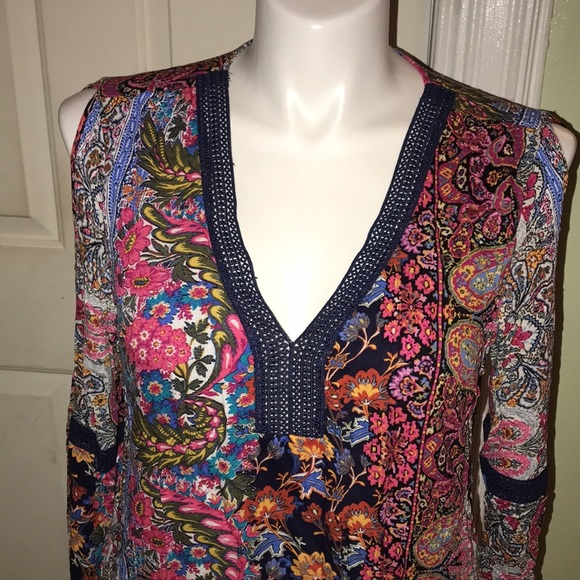 Dress - Picture 2 of 6